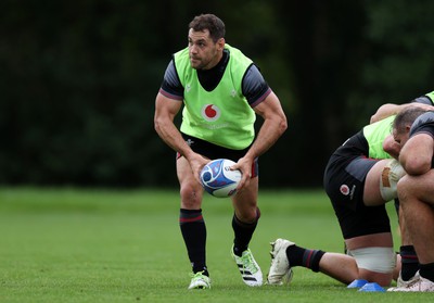 290823 - Wales Rugby Training in the week leading up for their departure for the Rugby World Cup in France - Tomos Williams during training