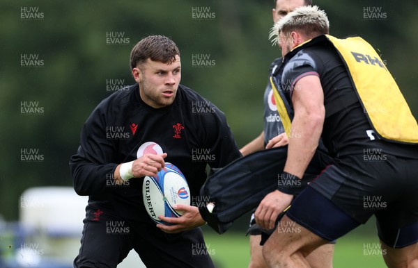 290823 - Wales Rugby Training in the week leading up for their departure for the Rugby World Cup in France - Mason Grady during training