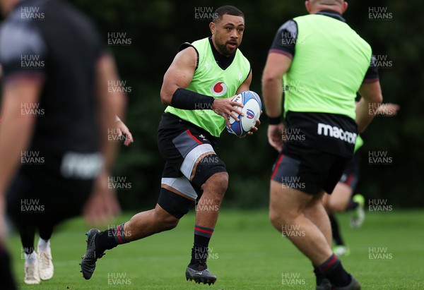 290823 - Wales Rugby Training in the week leading up for their departure for the Rugby World Cup in France - Taulupe Faletau during training