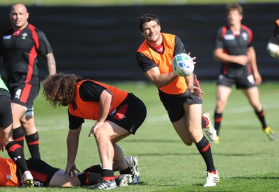 29.09.11 - Wales Rugby Training - Mike Phillips during training. 