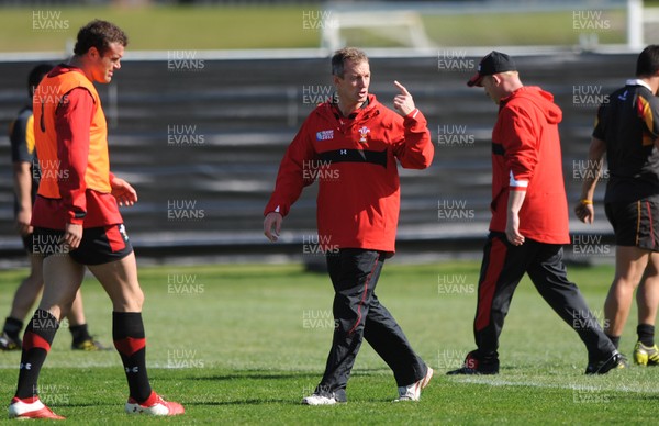 29.09.11 - Wales Rugby Training - Attack coach Rob Howley during training. 