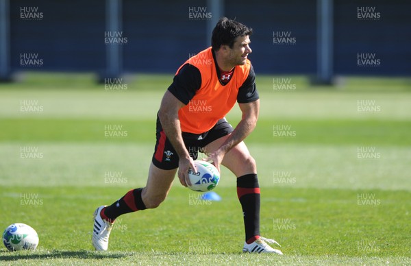 29.09.11 - Wales Rugby Training - Mike Phillips during training. 