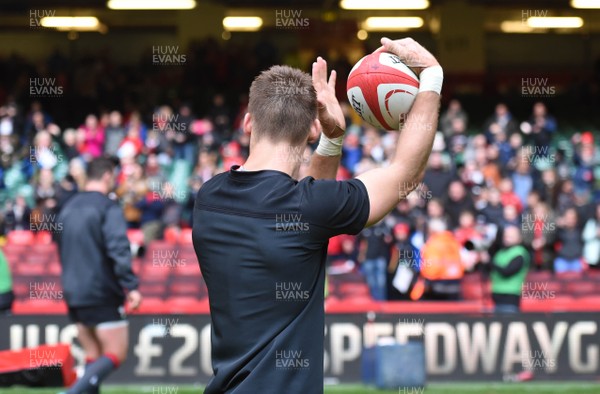 291018 - Wales Rugby Training - Liam Williams applaud fans at the end of training