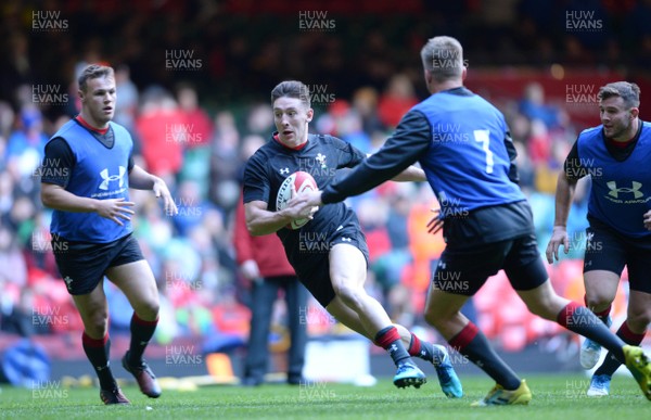 291018 - Wales Rugby Training - Josh Adams during training