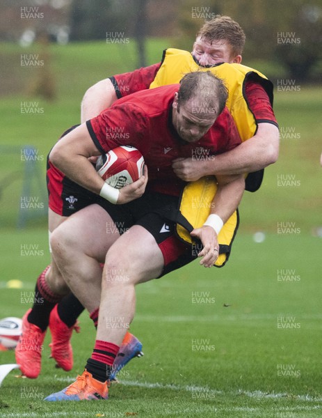 291020 - Wales Rugby Training - Alun Wyn Jones during training