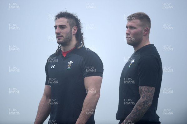 300118 - Wales Rugby Training - Josh Navidi and Ross Moriarty during training