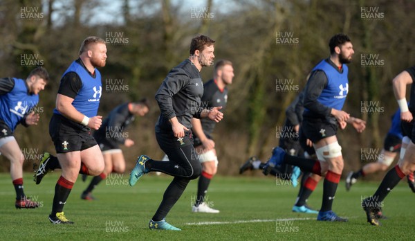 300118 - Wales Rugby Training - Leigh Halfpenny during training