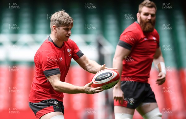 300120 - Wales Rugby Training - 