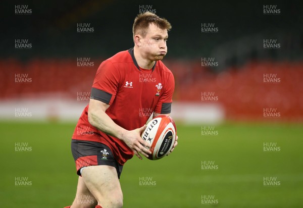 300120 - Wales Rugby Training - Nick Tompkins during training