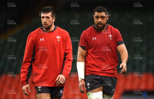300120 - Wales Rugby Training - Justin Tipuric and Taulupe Faletau during training