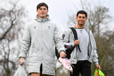 300123 - Wales Rugby Training - Louis Rees-Zammit and Rio Dyer during training