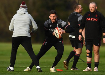 300123 - Wales Rugby Training - Owen Williams during training