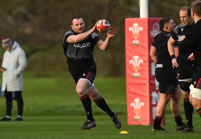 300123 - Wales Rugby Training - Ken Owens during training