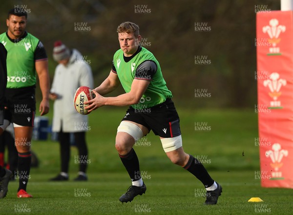 300123 - Wales Rugby Training - Jac Morgan during training