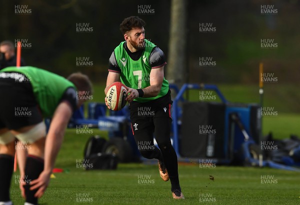 300123 - Wales Rugby Training - Alex Cuthbert during training