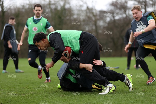 300124 - Wales Rugby Training in the week leading up to their 6 Nations game against Scotland - Rio Dyer during training
