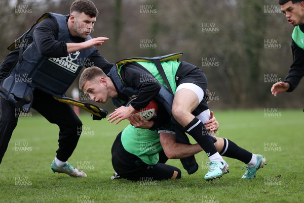 300124 - Wales Rugby Training in the week leading up to their 6 Nations game against Scotland - Cameron Winnett during training