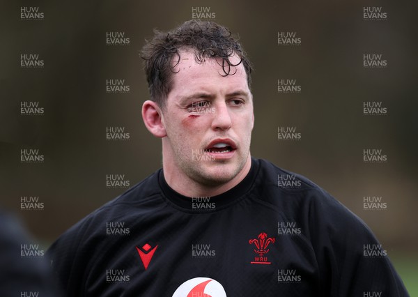 300124 - Wales Rugby Training in the week leading up to their 6 Nations game against Scotland - Ryan Elias during training