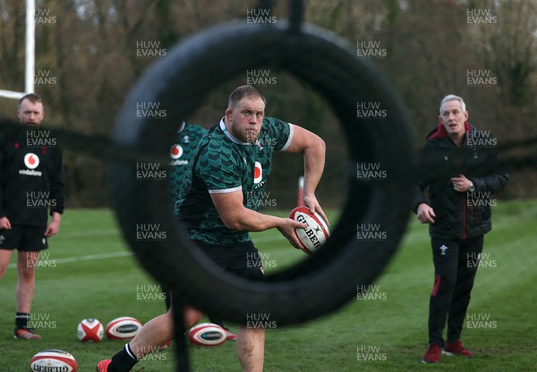 300124 - Wales Rugby Training in the week leading to their first 6 Nations game against Scotland - Corey Domachowski during training