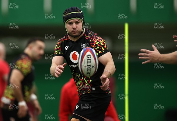 300126 - Wales Rugby Training - Harri Deaves during training