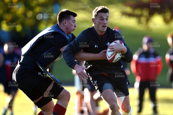 301018 - Wales Rugby Training - Jonathan Davies during training