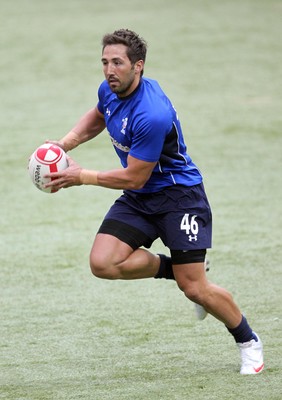 30.05.11 Wales Rugby Training... GAVIN HENSON training with the Welsh Rugby Team for the game against the Barbarians.  