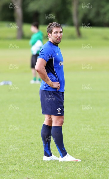 30.05.11 Wales rugby training, Cardiff... GAVIN HENSON trains with the Wales rugby team in preparation for the game against the Barbarians. 
