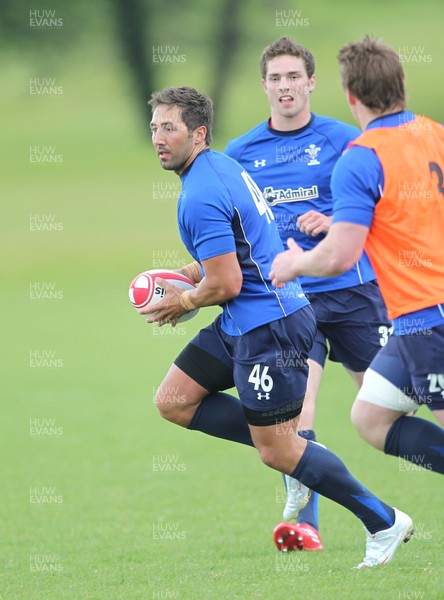 30.05.11 Wales rugby training, Cardiff... GAVIN HENSON trains with the Wales rugby team in preparation for the game against the Barbarians. 