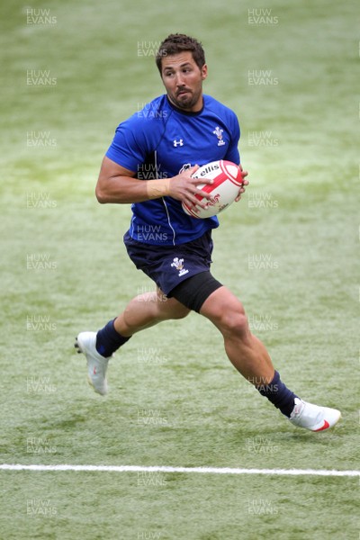 30.05.11 Wales Rugby Training... GAVIN HENSON training with the Welsh Rugby Team for the game against the Barbarians.  