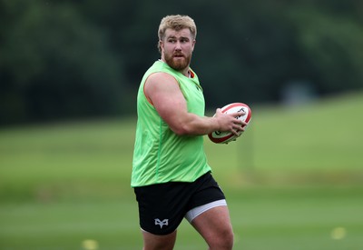 300525 - Wales Rugby Optional Training Session ahead of the start of camp for the summer tour to Japan - Garyn Phillips during training