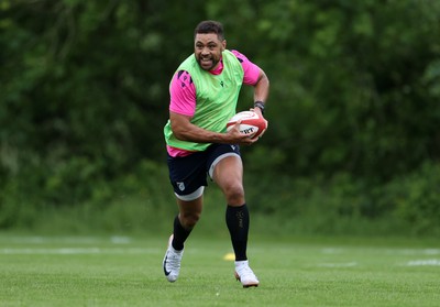300525 - Wales Rugby Optional Training Session ahead of the start of camp for the summer tour to Japan - Taulupe Faletau during training