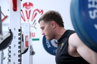 300525 - Wales Rugby Optional Training Session ahead of the start of camp for the summer tour to Japan - Ben Carter during training