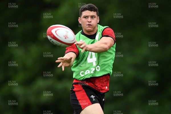280621 - Wales Rugby Training - James Botham during training