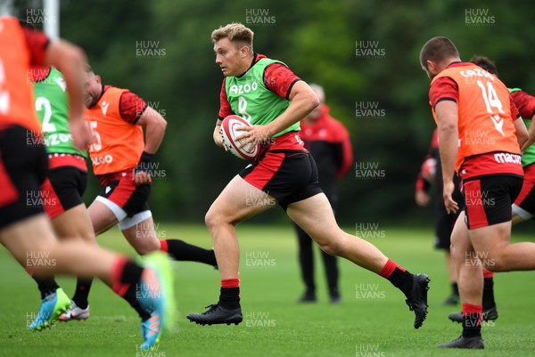 280621 - Wales Rugby Training - Ben Carter during training