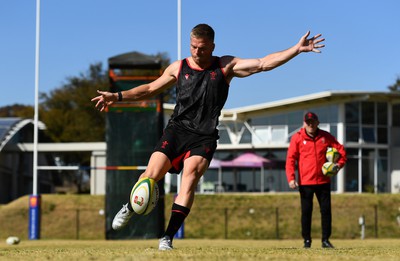 300622 - Wales Rugby Training - Gareth Anscombe during training 