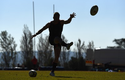 300622 - Wales Rugby Training - Gareth Anscombe during training 