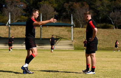 300622 - Wales Rugby Training - Liam Williams and Tommy Reffell during training 