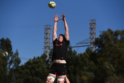 300622 - Wales Rugby Training - Adam Beard during training 