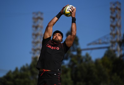 300622 - Wales Rugby Training - Taulupe Faletau during training 