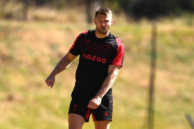 300622 - Wales Rugby Training - Dan Biggar during training 