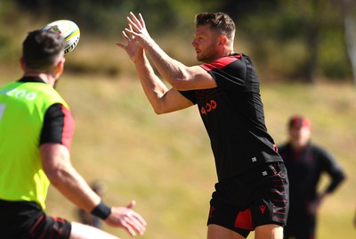 300622 - Wales Rugby Training - Dan Biggar during training 