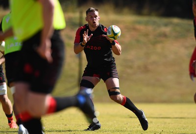 300622 - Wales Rugby Training - Dan Lydiate during training 