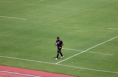 300625 - Wales Rugby Training in Kitakyushu in the week leading up to their first test against Japan - Taulupe Faletau