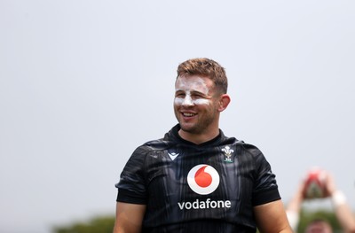 300625 - Wales Rugby Training in Kitakyushu in the week leading up to their first test against Japan - Elliot Dee during training