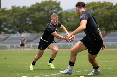 300625 - Wales Rugby Training in Kitakyushu in the week leading up to their first test against Japan - Sam Costelow during training