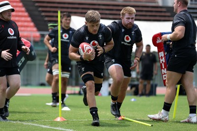300625 - Wales Rugby Training in Kitakyushu in the week leading up to their first test against Japan - Alex Mann during training