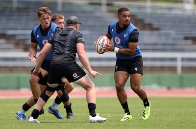 300625 - Wales Rugby Training in Kitakyushu in the week leading up to their first test against Japan - Ben Thomas during training