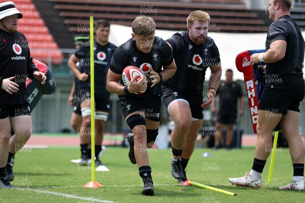 300625 - Wales Rugby Training in Kitakyushu in the week leading up to their first test against Japan - Alex Mann during training