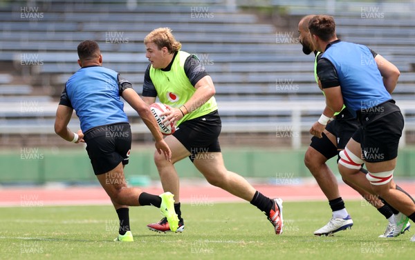 300625 - Wales Rugby Training in Kitakyushu in the week leading up to their first test against Japan - Archie Griffin during training