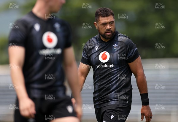 300625 - Wales Rugby Training in Kitakyushu in the week leading up to their first test against Japan - Taulupe Faletau during training
